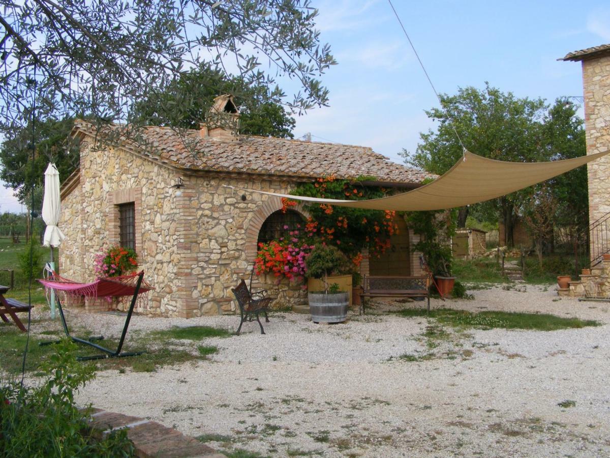 Agriturismo Podere Dell' Olmo Амелиа Екстериор снимка